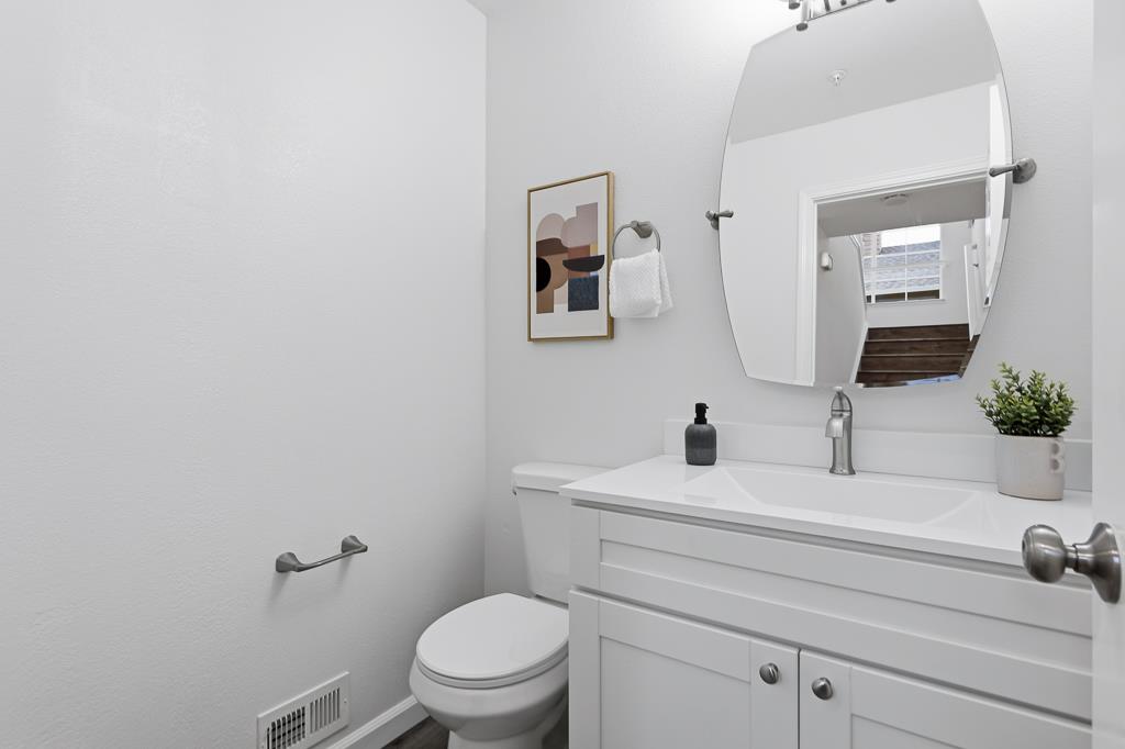 Detail Gallery Image 15 of 45 For 444 San Antonio Rd 12b,  Palo Alto,  CA 94306 - 2 Beds | 2/1 Baths