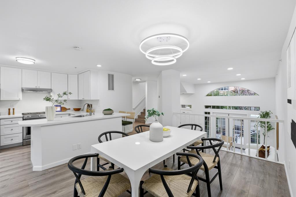 Detail Gallery Image 8 of 45 For 444 San Antonio Rd 12b,  Palo Alto,  CA 94306 - 2 Beds | 2/1 Baths