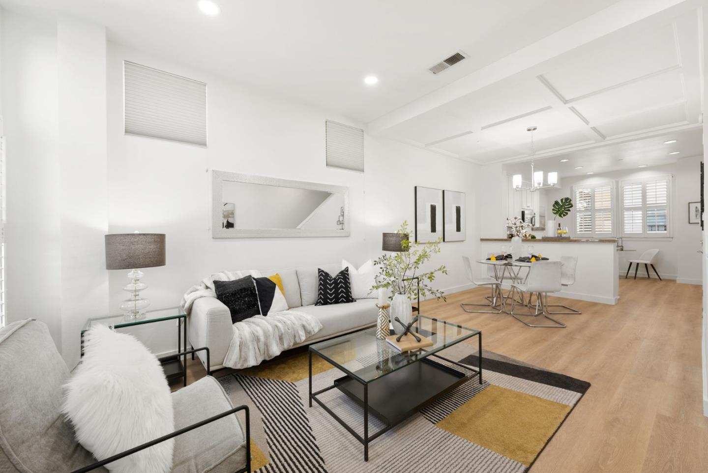 Detail Gallery Image 5 of 48 For 235 Laurel Grove Ln, San Jose,  CA 95126 - 4 Beds | 2/1 Baths