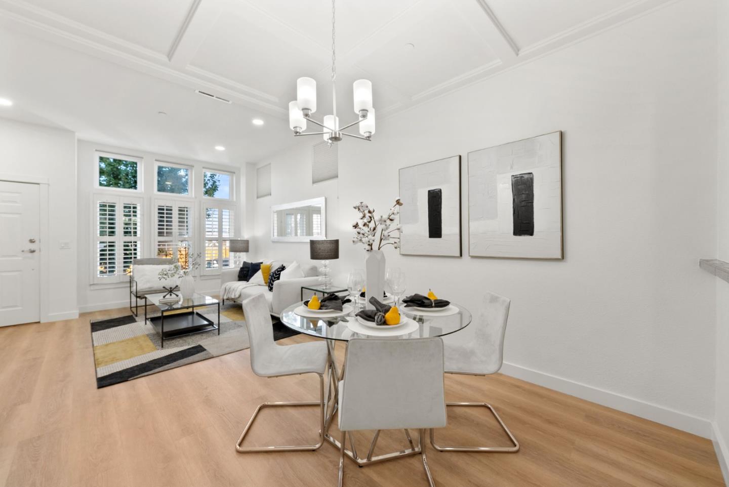 Detail Gallery Image 7 of 48 For 235 Laurel Grove Ln, San Jose,  CA 95126 - 4 Beds | 2/1 Baths