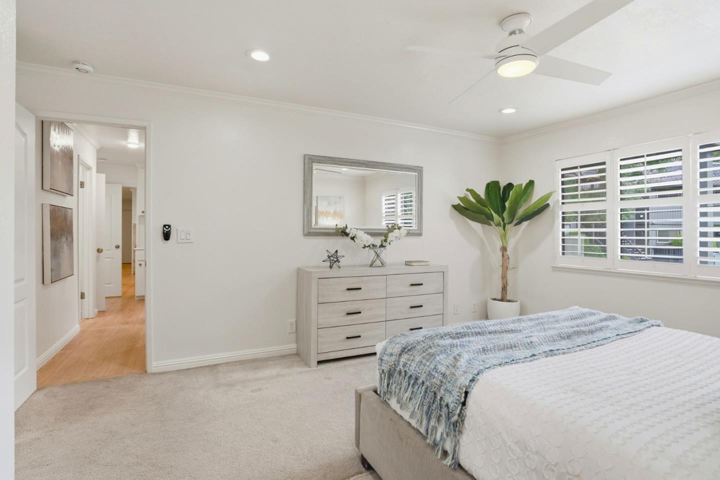 Detail Gallery Image 12 of 27 For 14351 Saratoga Ave a,  Saratoga,  CA 95070 - 2 Beds | 2 Baths