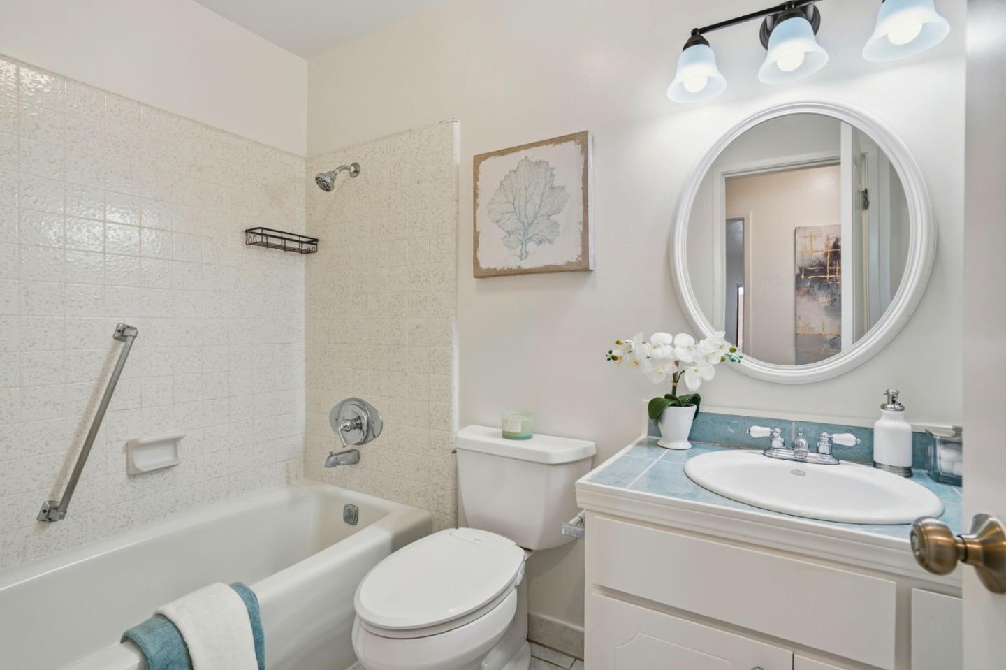 Detail Gallery Image 18 of 27 For 14351 Saratoga Ave a,  Saratoga,  CA 95070 - 2 Beds | 2 Baths