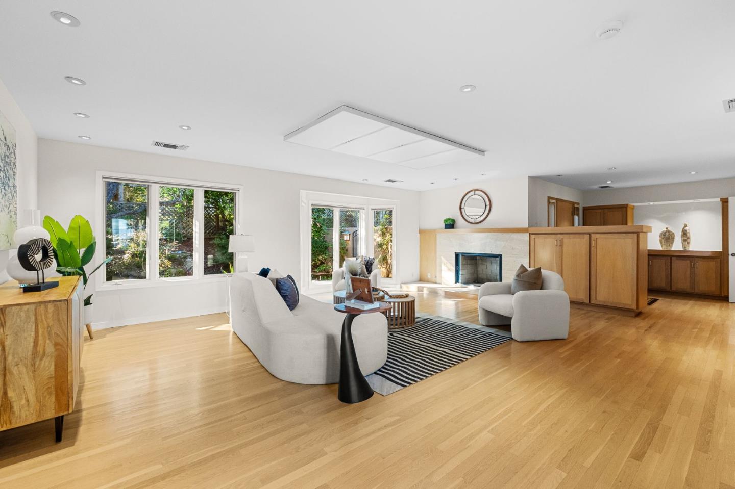 Detail Gallery Image 10 of 78 For 27856 Black Mountain Rd, Los Altos Hills,  CA 94022 - 5 Beds | 3/1 Baths