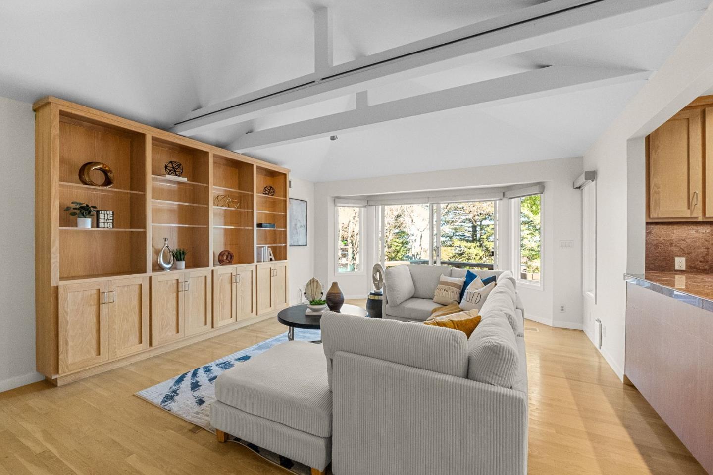 Detail Gallery Image 21 of 78 For 27856 Black Mountain Rd, Los Altos Hills,  CA 94022 - 5 Beds | 3/1 Baths