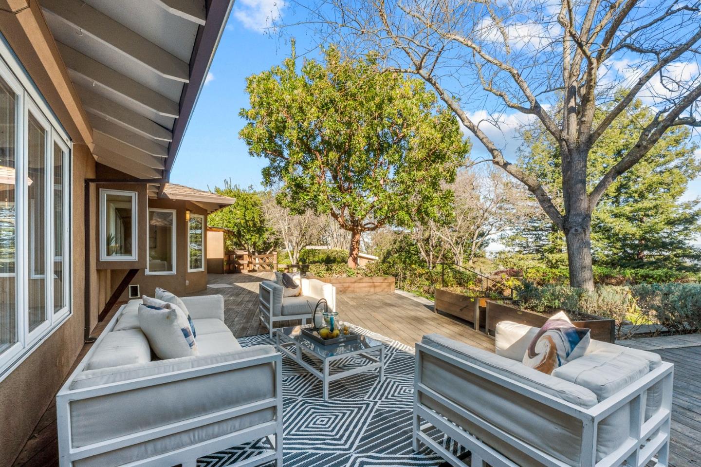 Detail Gallery Image 46 of 78 For 27856 Black Mountain Rd, Los Altos Hills,  CA 94022 - 5 Beds | 3/1 Baths