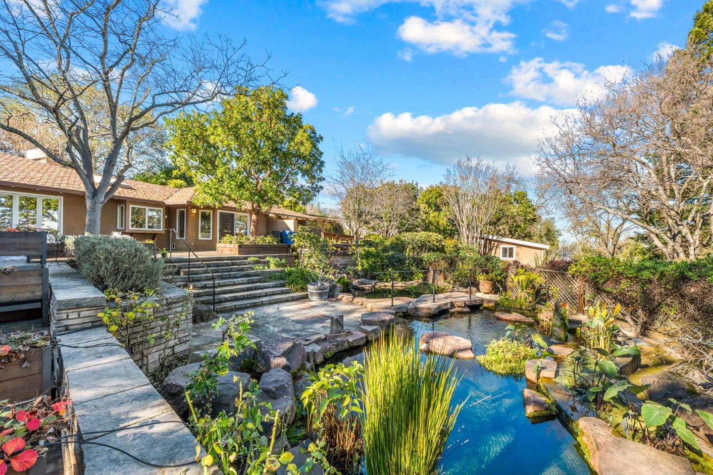 Detail Gallery Image 47 of 78 For 27856 Black Mountain Rd, Los Altos Hills,  CA 94022 - 5 Beds | 3/1 Baths