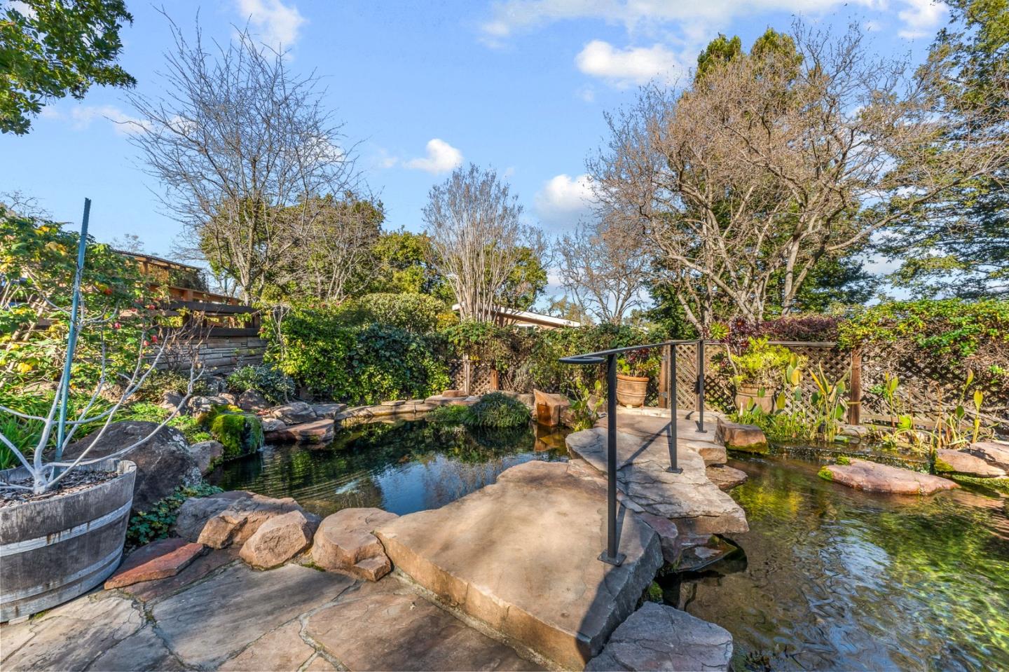 Detail Gallery Image 48 of 78 For 27856 Black Mountain Rd, Los Altos Hills,  CA 94022 - 5 Beds | 3/1 Baths