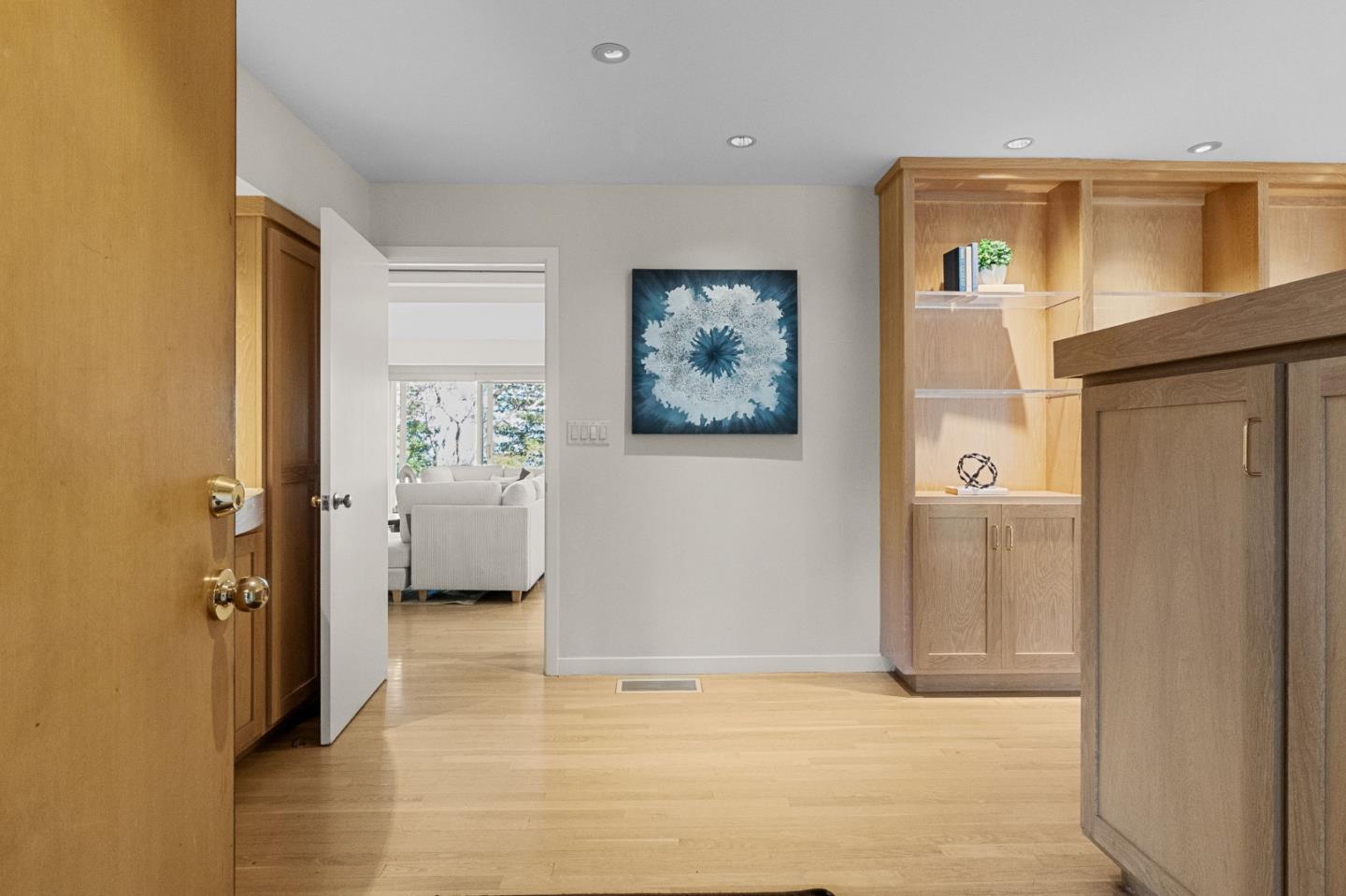 Detail Gallery Image 7 of 78 For 27856 Black Mountain Rd, Los Altos Hills,  CA 94022 - 5 Beds | 3/1 Baths