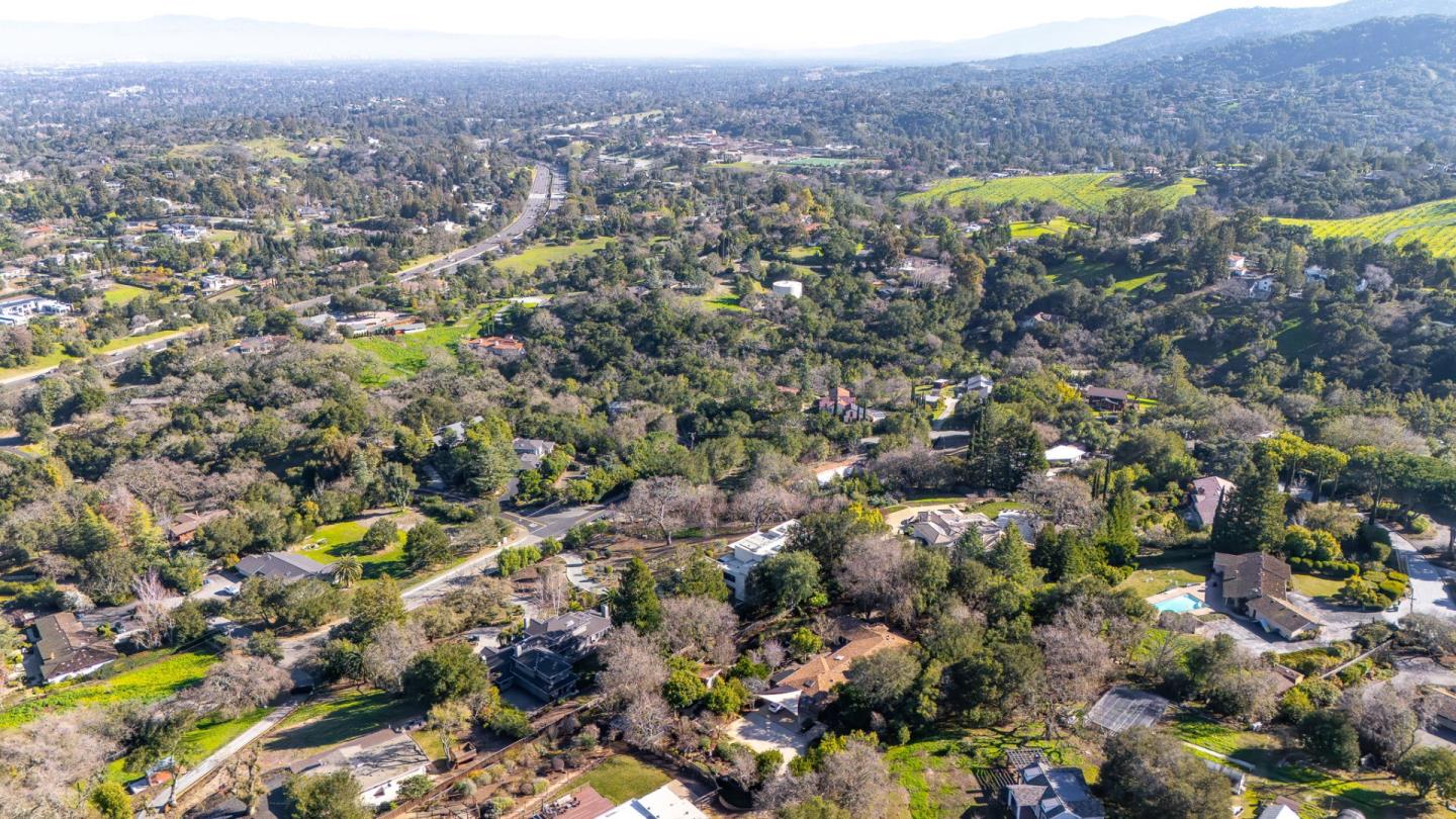 Detail Gallery Image 73 of 78 For 27856 Black Mountain Rd, Los Altos Hills,  CA 94022 - 5 Beds | 3/1 Baths