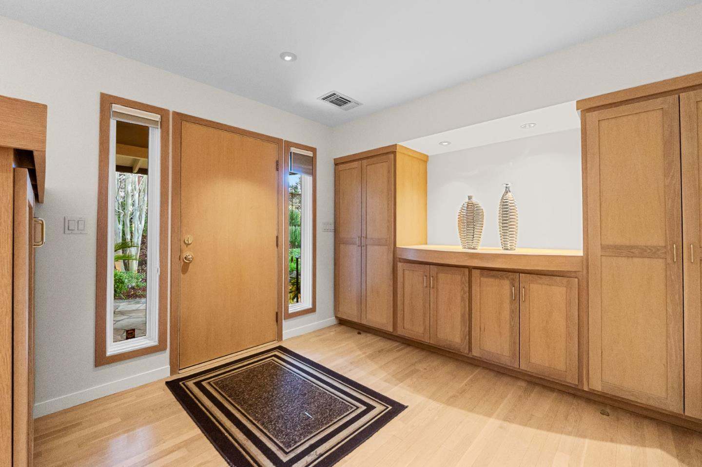 Detail Gallery Image 8 of 78 For 27856 Black Mountain Rd, Los Altos Hills,  CA 94022 - 5 Beds | 3/1 Baths