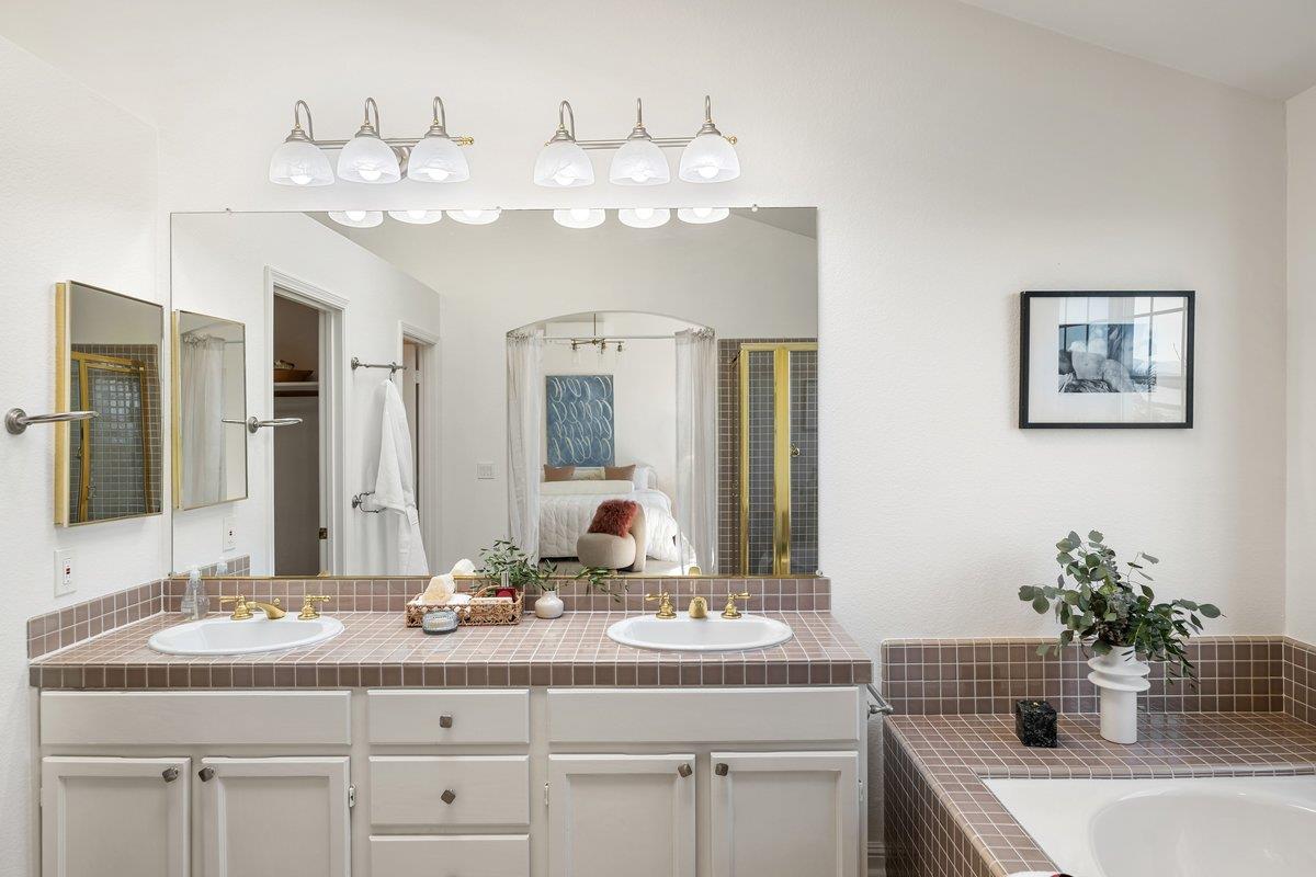 Detail Gallery Image 46 of 74 For 822 Seal Pointe Dr, Redwood City,  CA 94065 - 4 Beds | 3 Baths