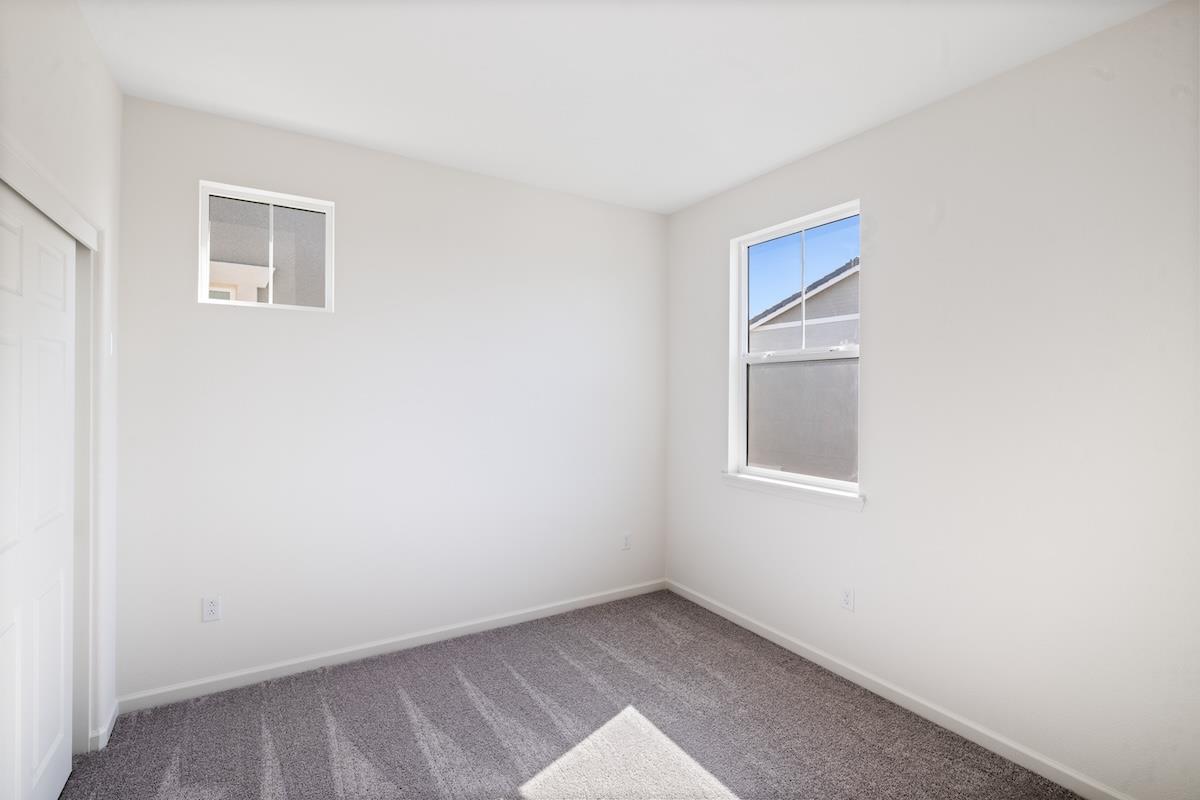 Detail Gallery Image 21 of 27 For 2250 Gladiola Dr, Hollister,  CA 95023 - 3 Beds | 2/1 Baths