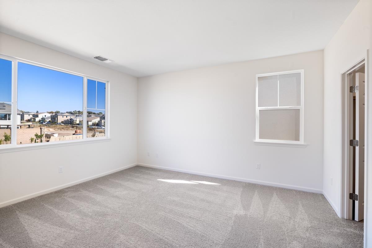 Detail Gallery Image 25 of 27 For 2250 Gladiola Dr, Hollister,  CA 95023 - 3 Beds | 2/1 Baths