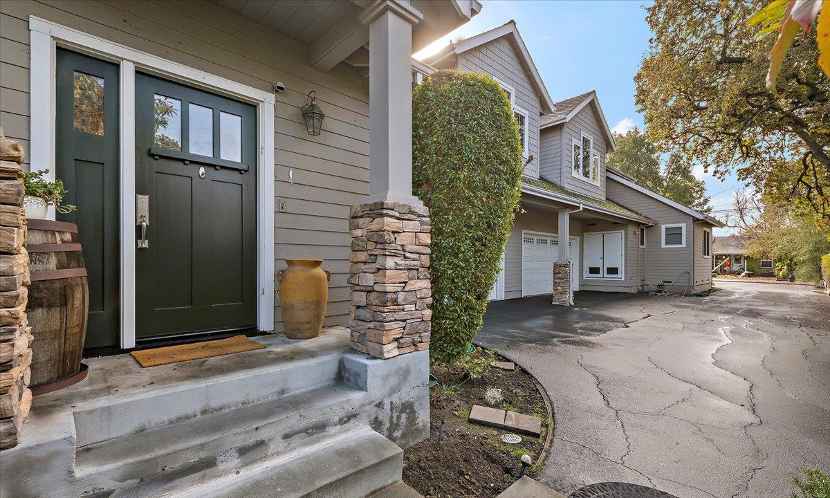 Detail Gallery Image 3 of 37 For 1317 Saint Francis St, Redwood City,  CA 94061 - – Beds | – Baths