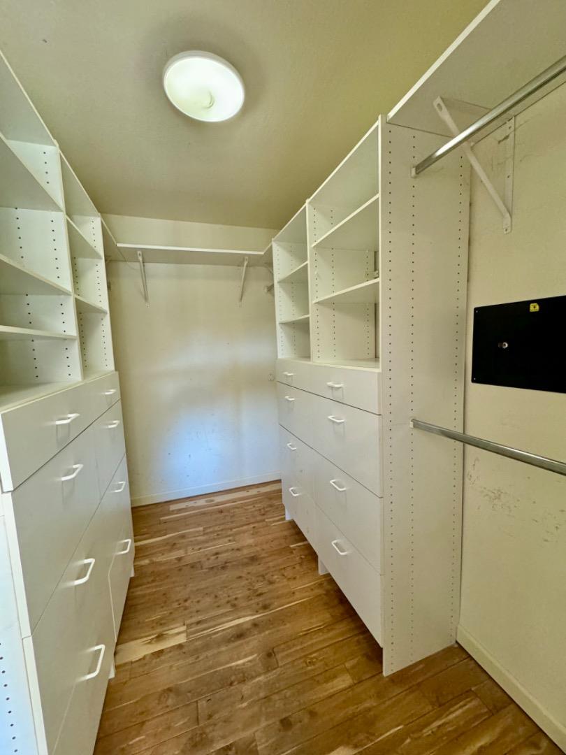 Detail Gallery Image 19 of 42 For 25400 Radonich Rd, Los Gatos,  CA 95033 - 3 Beds | 2/1 Baths