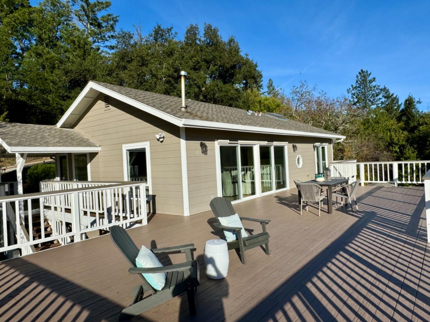 Detail Gallery Image 3 of 42 For 25400 Radonich Rd, Los Gatos,  CA 95033 - 3 Beds | 2/1 Baths