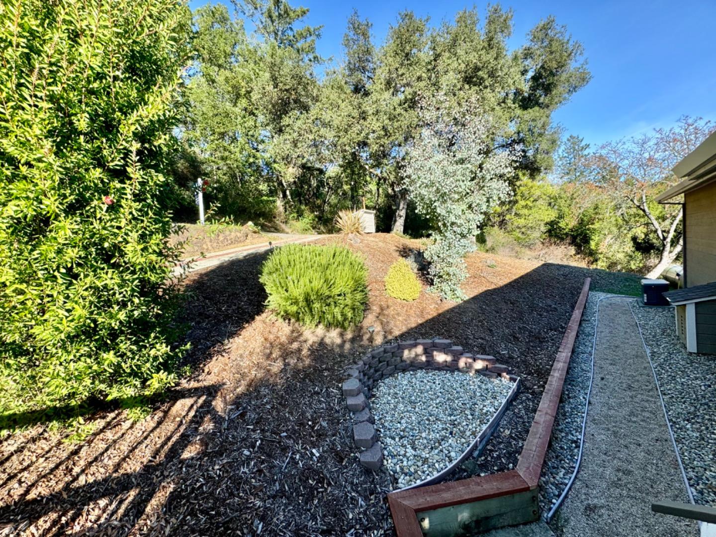 Detail Gallery Image 38 of 42 For 25400 Radonich Rd, Los Gatos,  CA 95033 - 3 Beds | 2/1 Baths