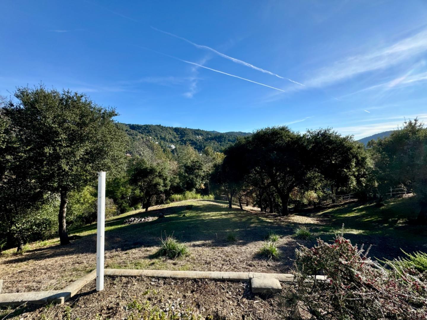 Detail Gallery Image 39 of 42 For 25400 Radonich Rd, Los Gatos,  CA 95033 - 3 Beds | 2/1 Baths