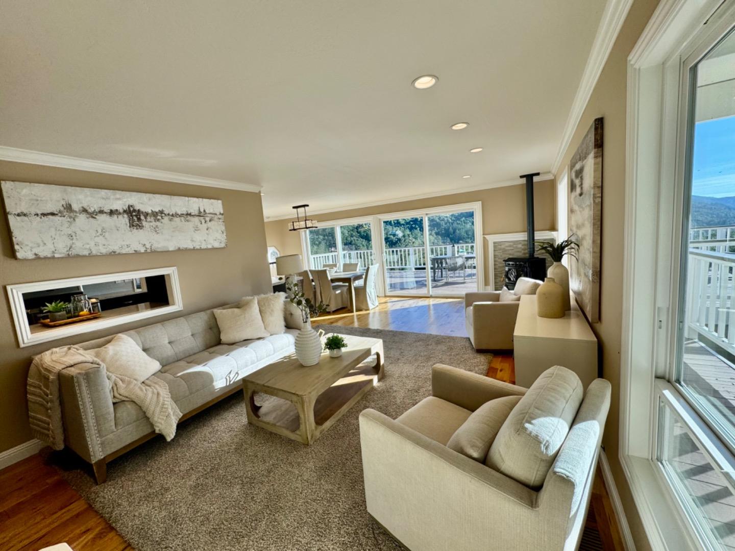 Detail Gallery Image 5 of 42 For 25400 Radonich Rd, Los Gatos,  CA 95033 - 3 Beds | 2/1 Baths