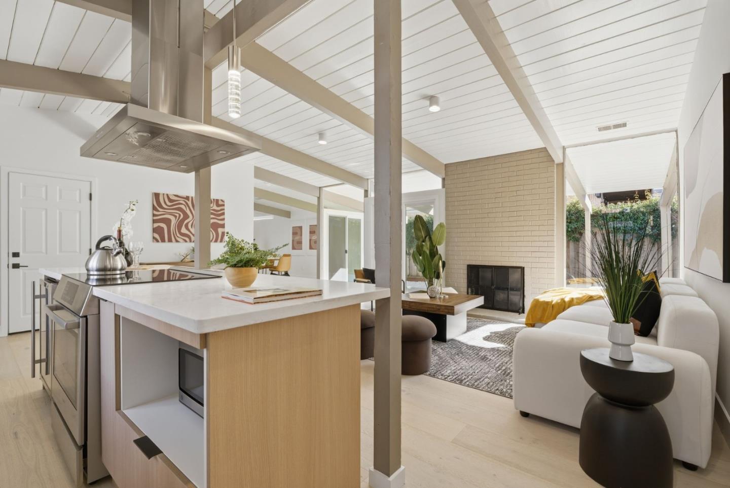 Detail Gallery Image 12 of 44 For 1622 Eleanor Dr, San Mateo,  CA 94402 - 4 Beds | 2 Baths