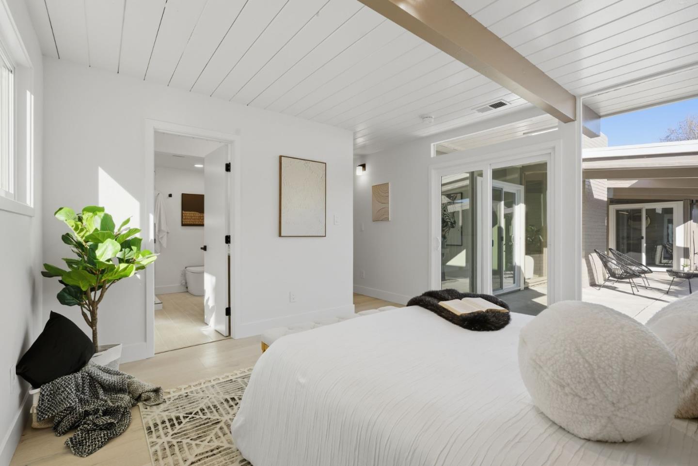 Detail Gallery Image 31 of 44 For 1622 Eleanor Dr, San Mateo,  CA 94402 - 4 Beds | 2 Baths