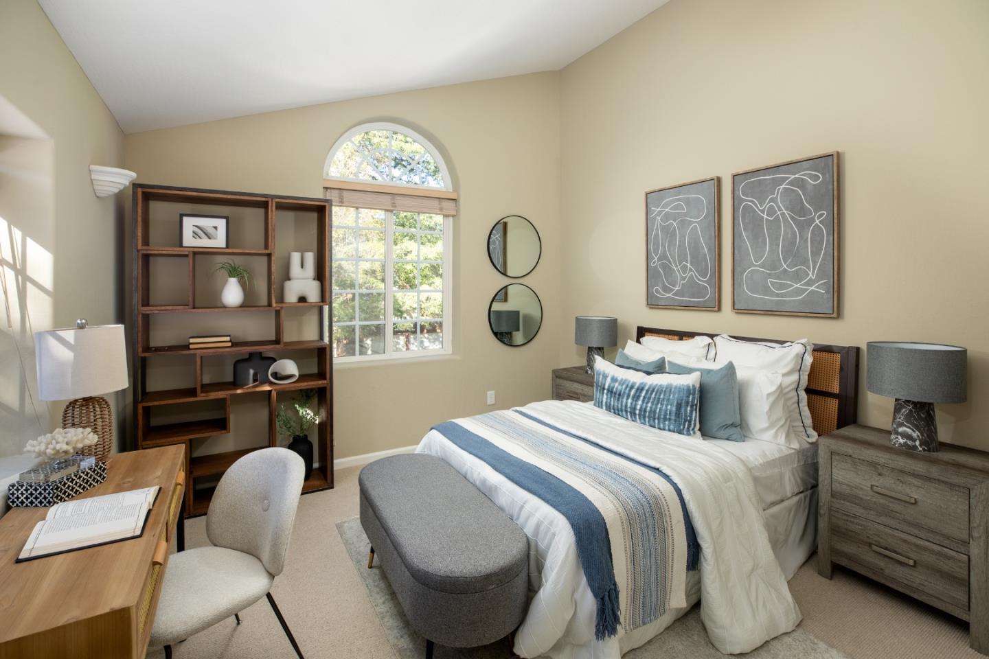 Detail Gallery Image 10 of 18 For 719 Elizabeth Ln, Menlo Park,  CA 94025 - 2 Beds | 2/1 Baths