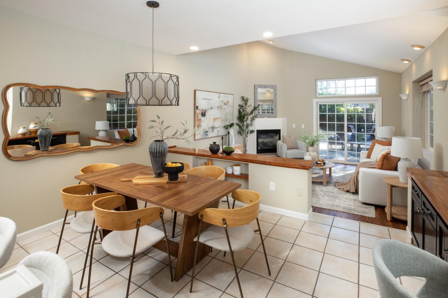 Detail Gallery Image 5 of 18 For 719 Elizabeth Ln, Menlo Park,  CA 94025 - 2 Beds | 2/1 Baths