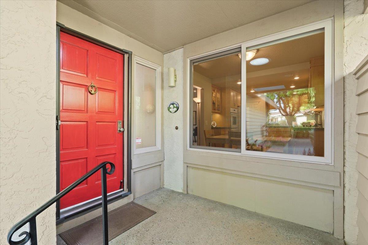 Detail Gallery Image 2 of 35 For 7137 via Solana, San Jose,  CA 95135 - 3 Beds | 2 Baths