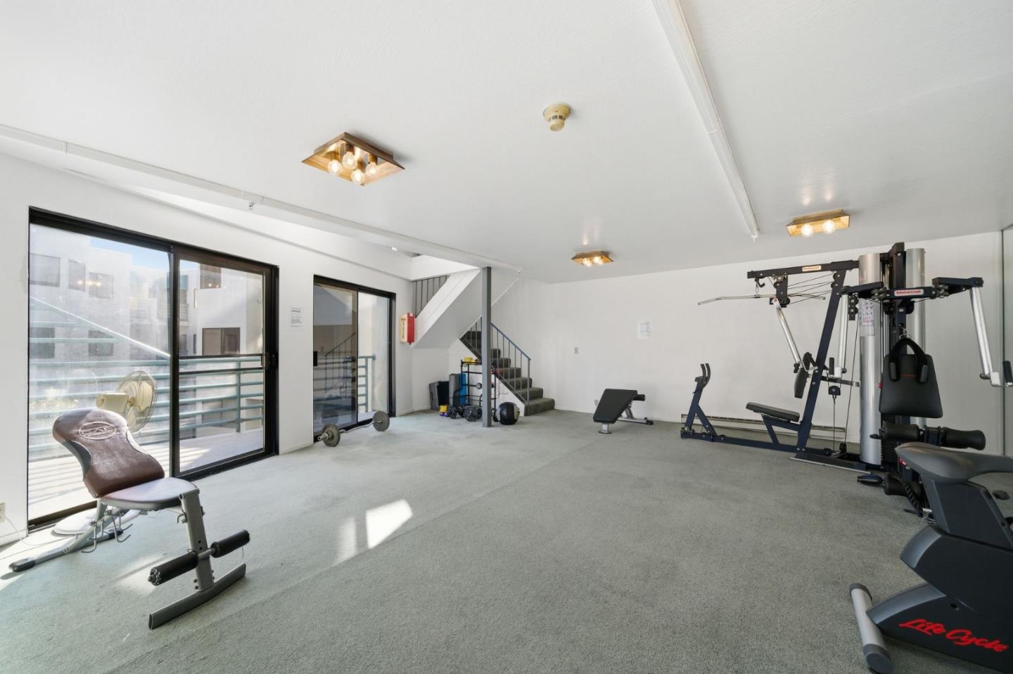 Detail Gallery Image 29 of 38 For 320 Peninsula Ave #409,  San Mateo,  CA 94401 - 2 Beds | 2 Baths