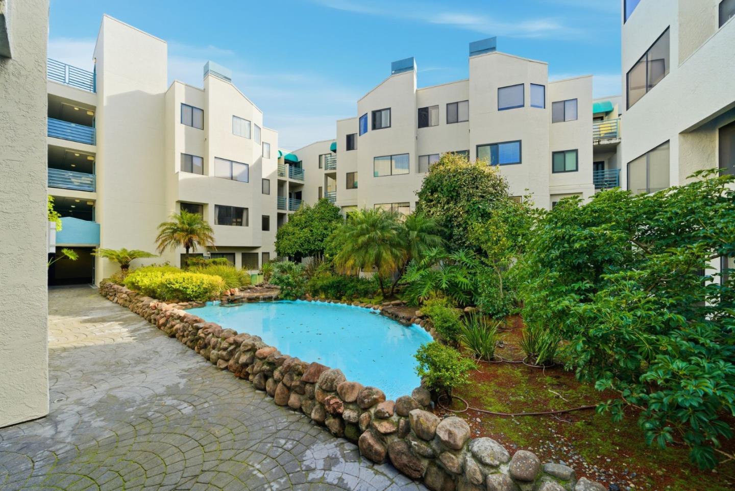 Detail Gallery Image 34 of 38 For 320 Peninsula Ave #409,  San Mateo,  CA 94401 - 2 Beds | 2 Baths