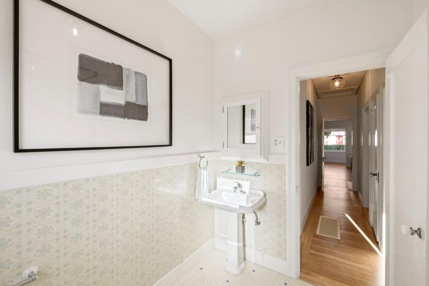 Detail Gallery Image 30 of 59 For 235 Ramona St, San Mateo,  CA 94401 - 2 Beds | 1 Baths