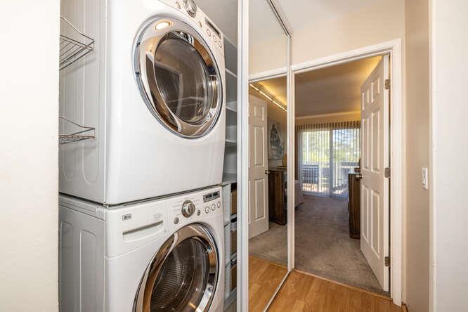 Detail Gallery Image 11 of 18 For 4008 Farm Hill Blvd #102,  Redwood City,  CA 94061 - 2 Beds | 1 Baths