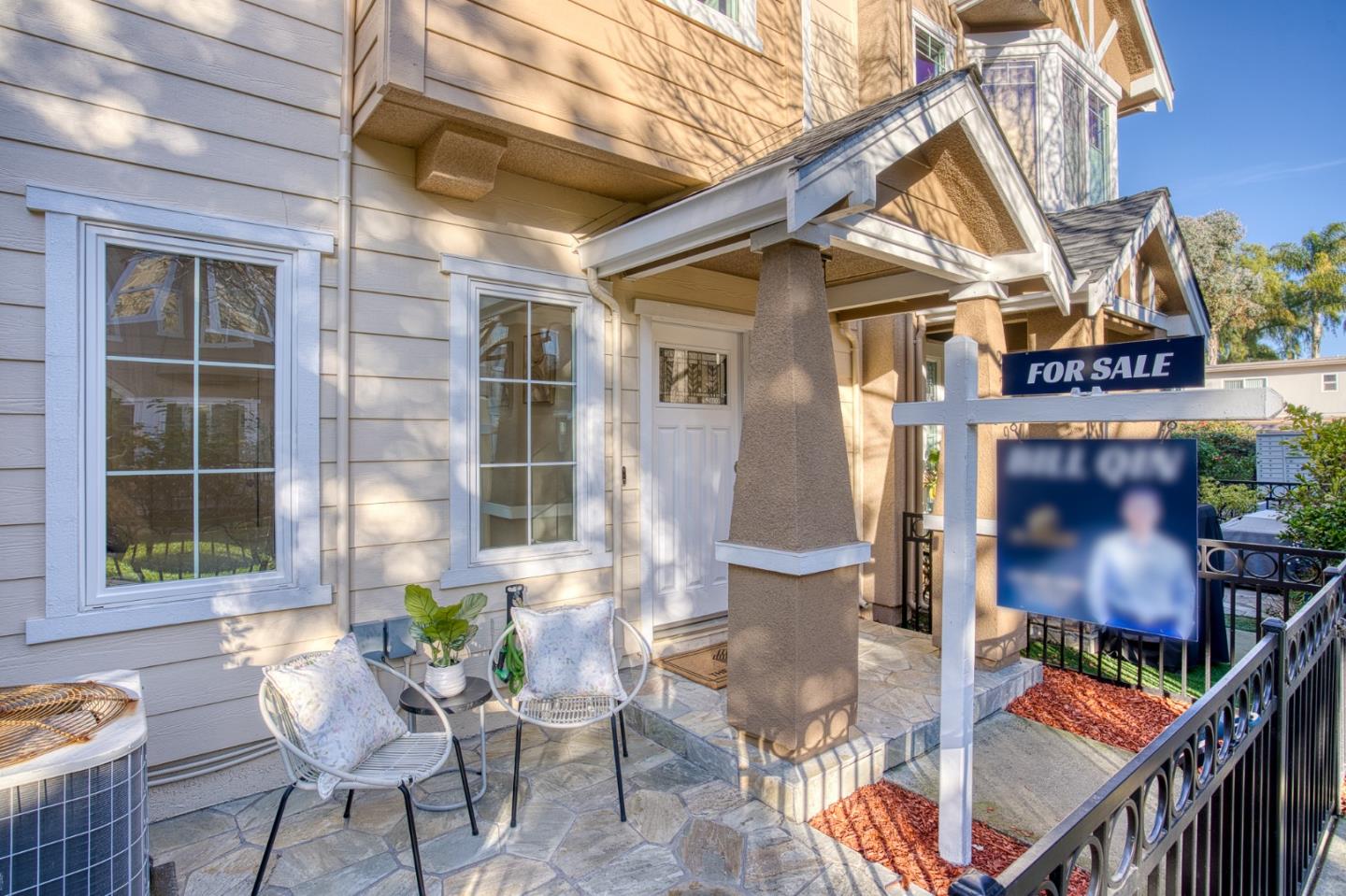 Detail Gallery Image 10 of 53 For 2219 Woodberry Ln, Mountain View,  CA 94043 - 3 Beds | 2/1 Baths