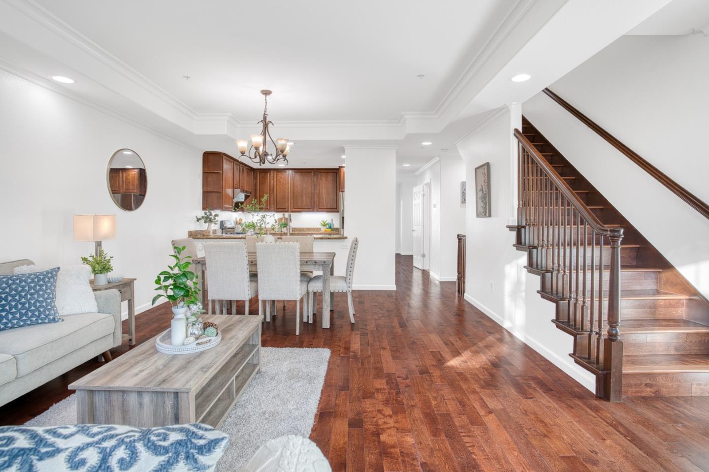 Detail Gallery Image 31 of 53 For 2219 Woodberry Ln, Mountain View,  CA 94043 - 3 Beds | 2/1 Baths