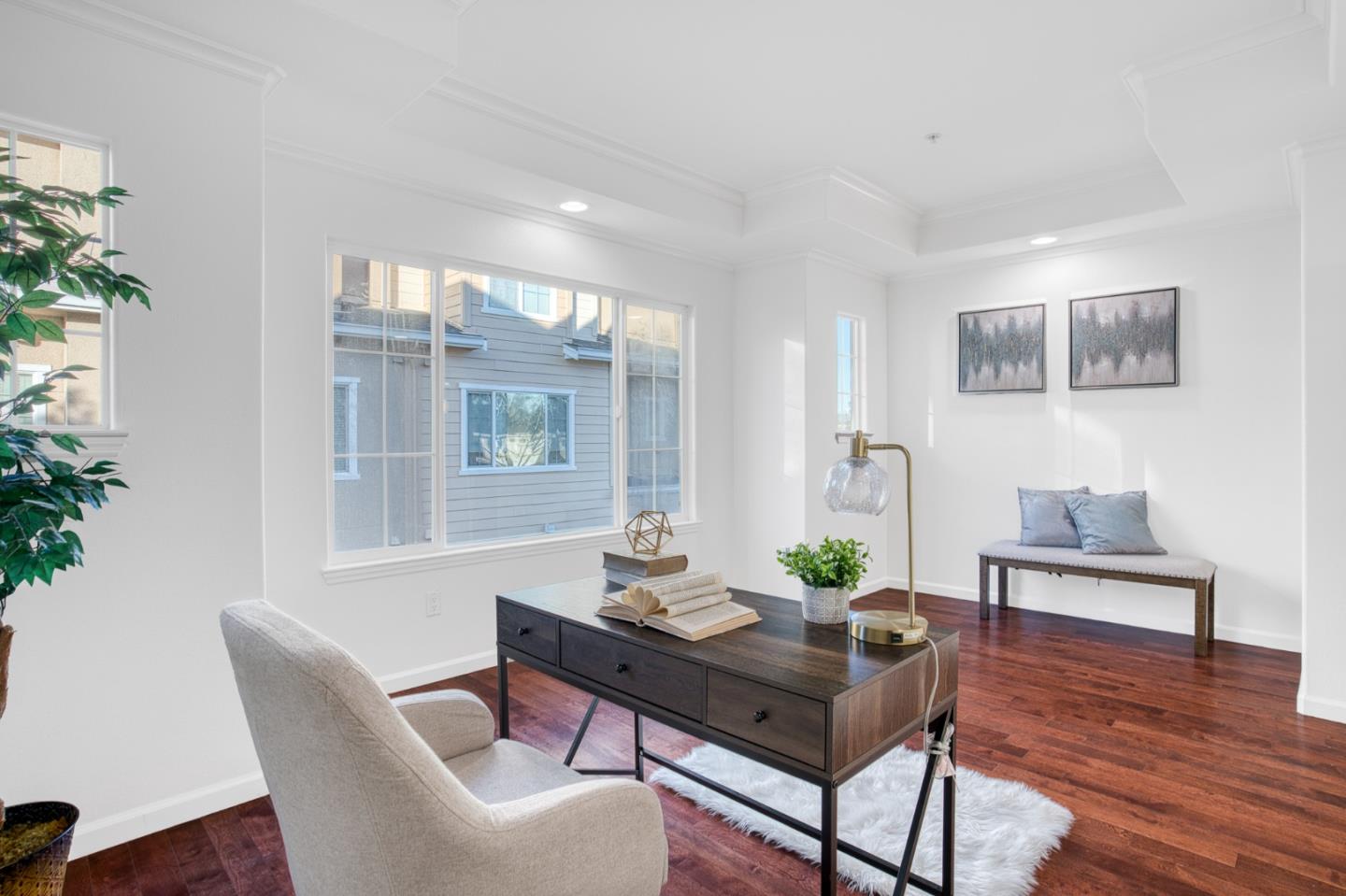 Detail Gallery Image 35 of 53 For 2219 Woodberry Ln, Mountain View,  CA 94043 - 3 Beds | 2/1 Baths