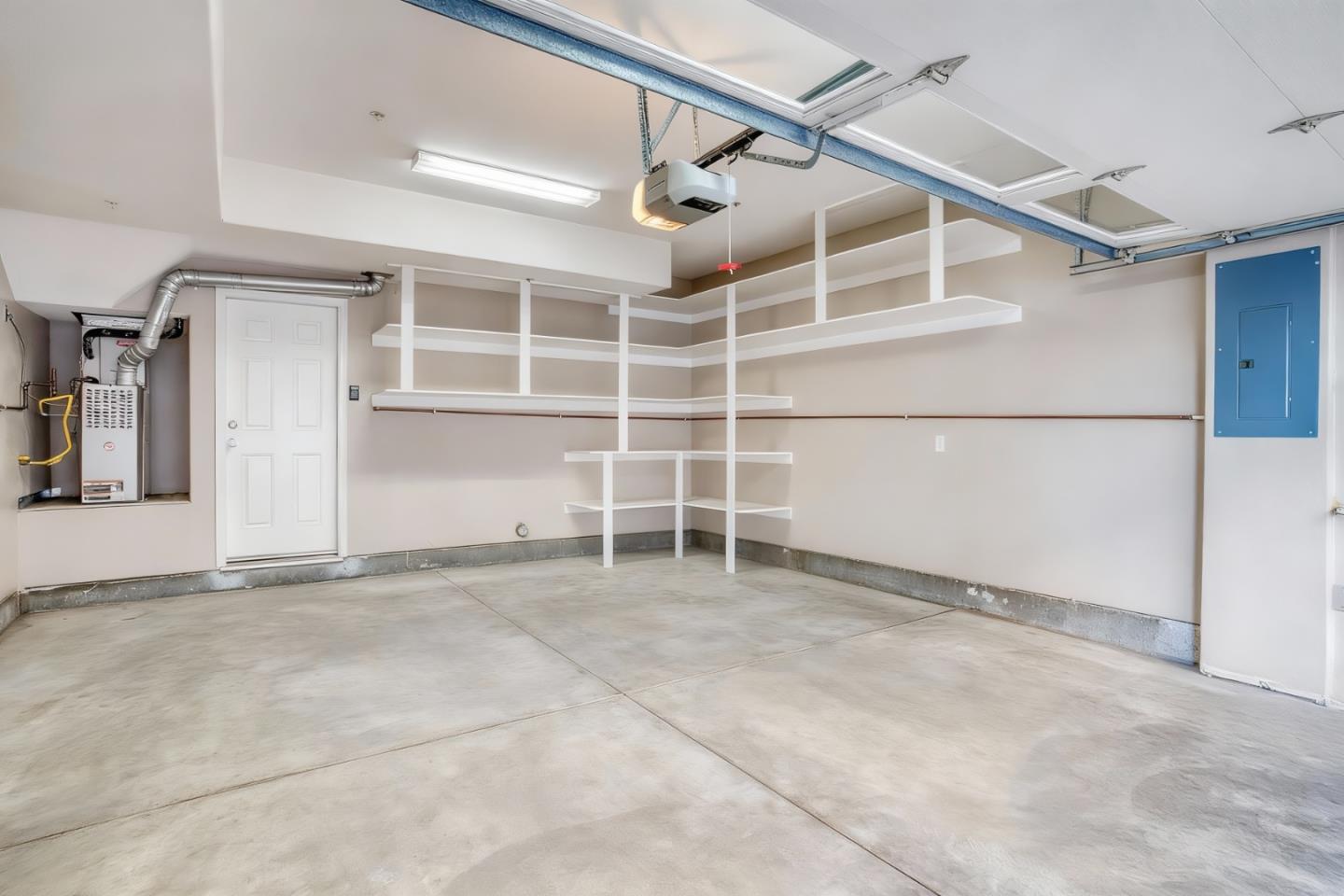 Detail Gallery Image 51 of 53 For 2219 Woodberry Ln, Mountain View,  CA 94043 - 3 Beds | 2/1 Baths