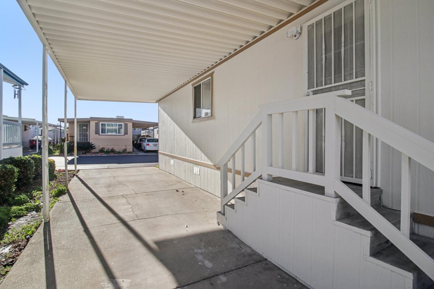 Detail Gallery Image 28 of 41 For 555 Umbarger Rd #75,  San Jose,  CA 95111 - 2 Beds | 2 Baths