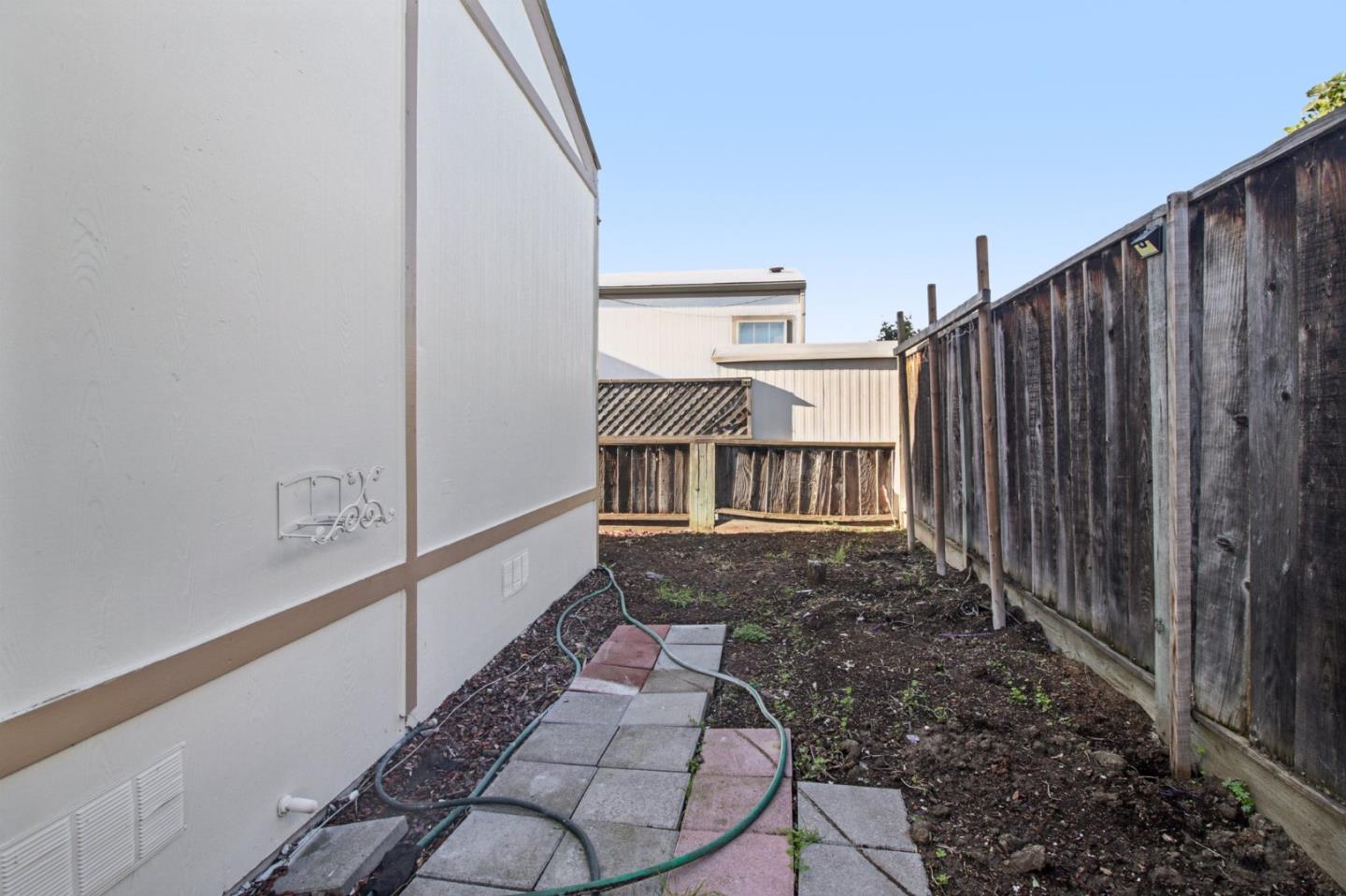 Detail Gallery Image 33 of 41 For 555 Umbarger Rd #75,  San Jose,  CA 95111 - 2 Beds | 2 Baths