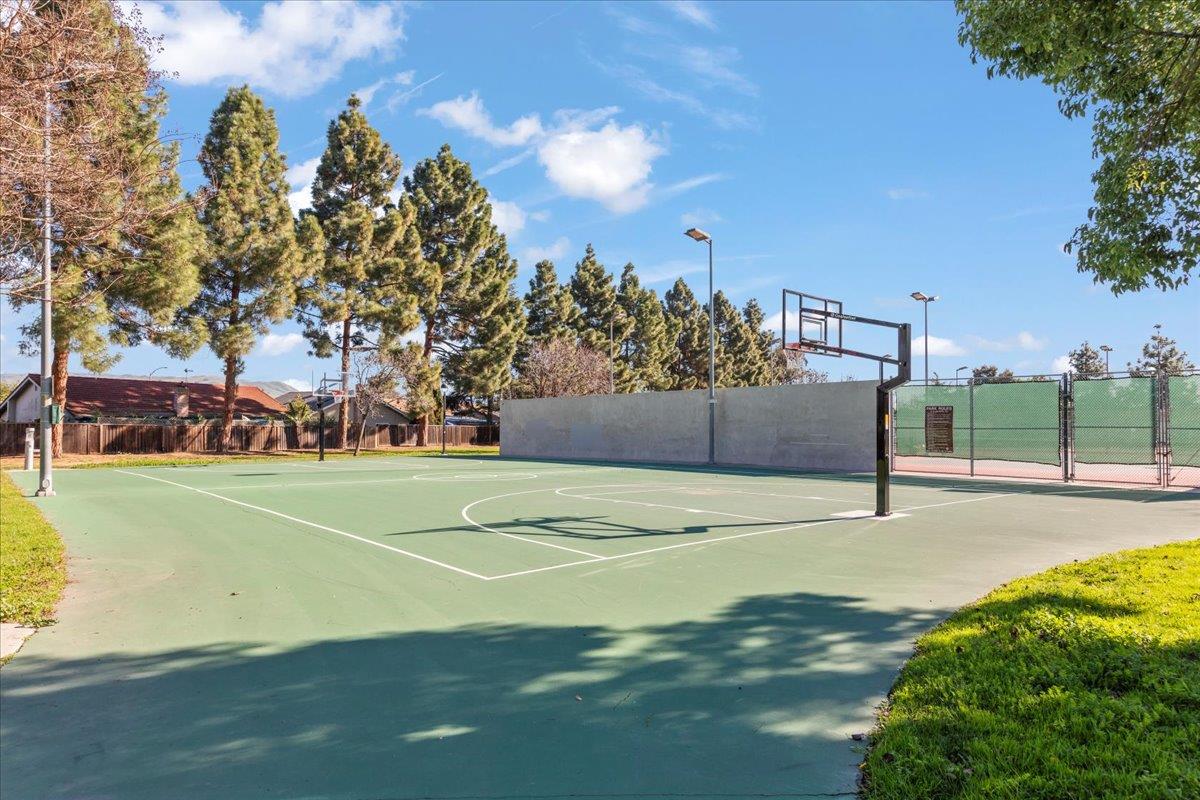 Detail Gallery Image 26 of 28 For 179 Evening Star Ct, Milpitas,  CA 95035 - 3 Beds | 2 Baths