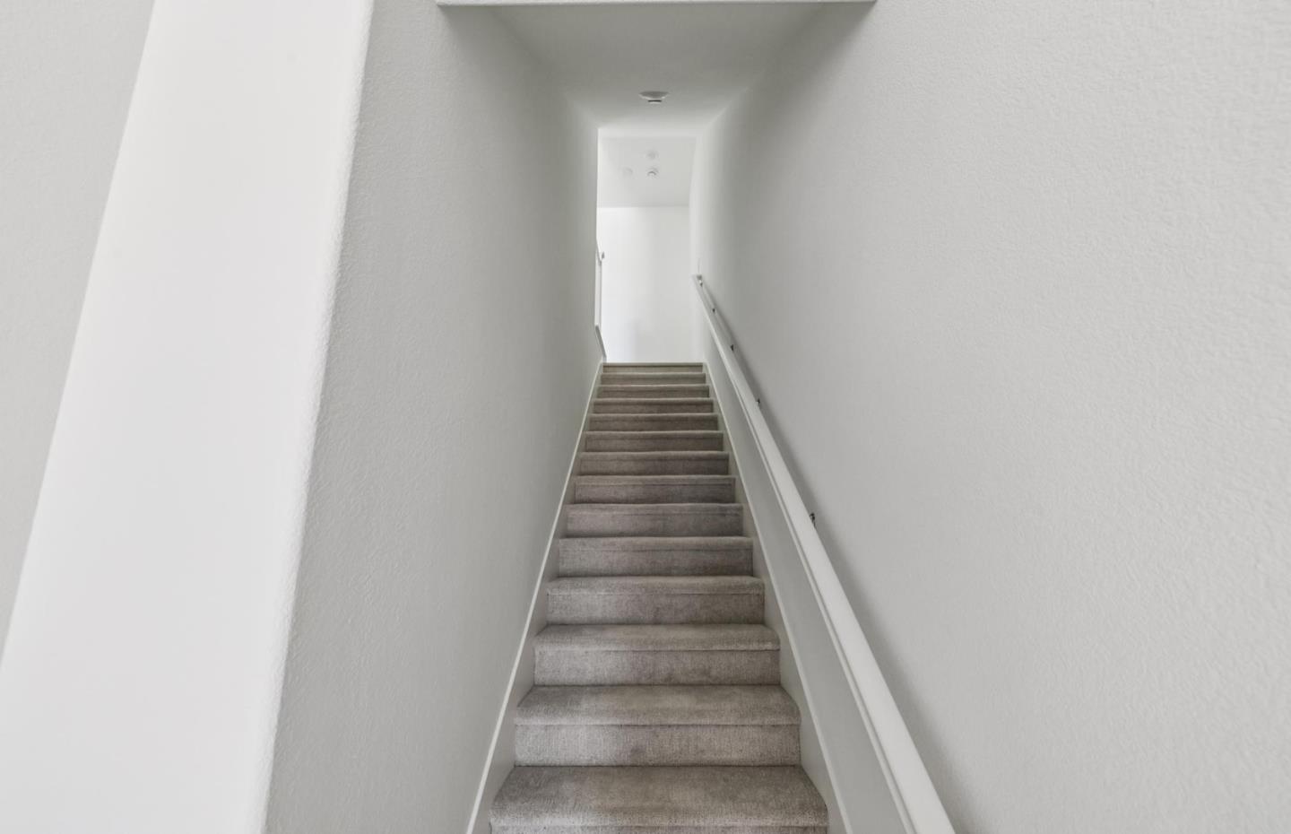 Detail Gallery Image 11 of 37 For 1359 California Cir, Milpitas,  CA 95035 - 3 Beds | 3 Baths