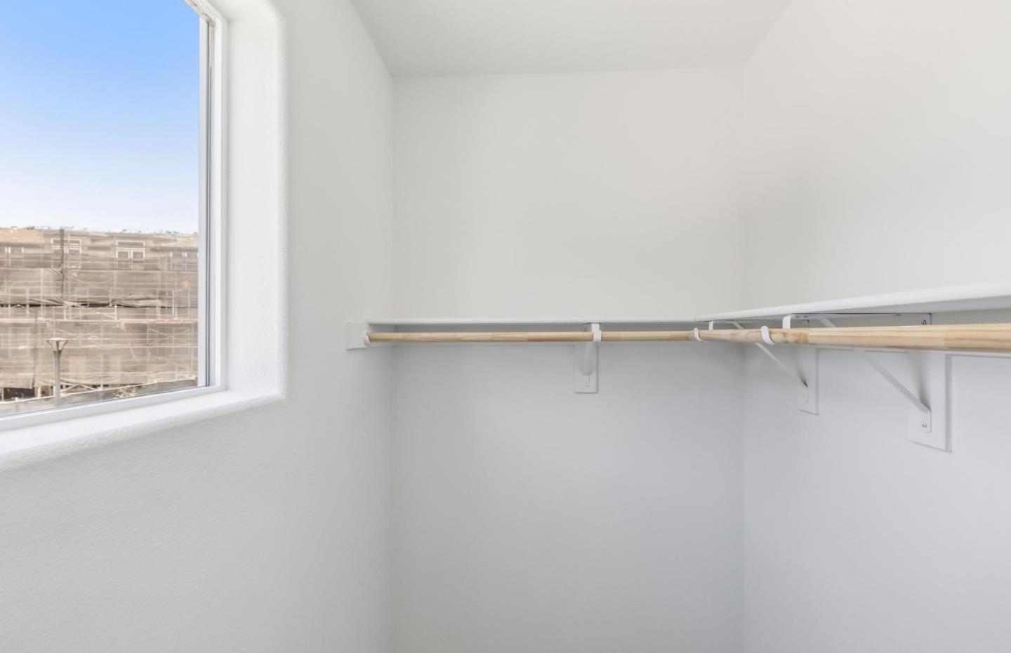 Detail Gallery Image 22 of 37 For 1359 California Cir, Milpitas,  CA 95035 - 3 Beds | 3 Baths