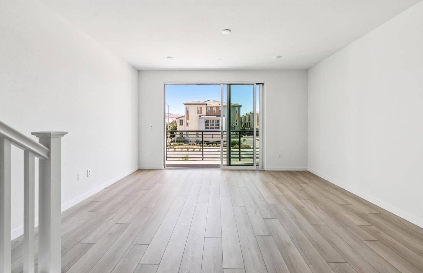 Detail Gallery Image 25 of 37 For 1359 California Cir, Milpitas,  CA 95035 - 3 Beds | 3 Baths