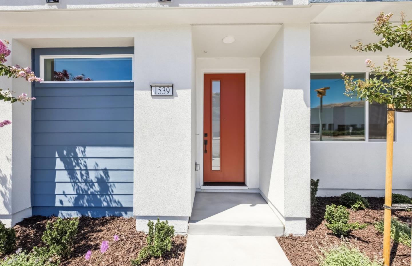 Detail Gallery Image 8 of 37 For 1359 California Cir, Milpitas,  CA 95035 - 3 Beds | 3 Baths