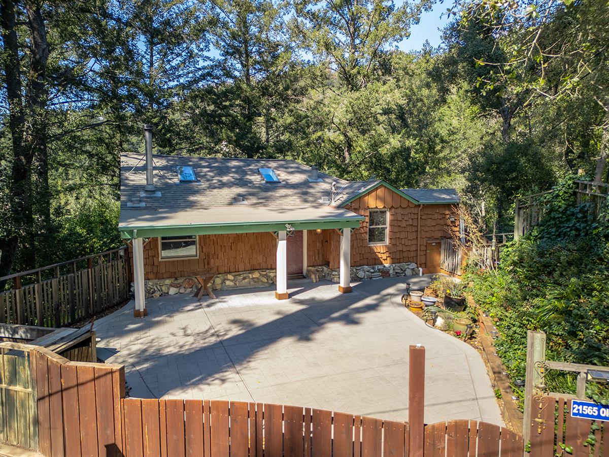 Detail Gallery Image 34 of 38 For 21565 Old Mine Rd, Los Gatos,  CA 95033 - 4 Beds | 2 Baths