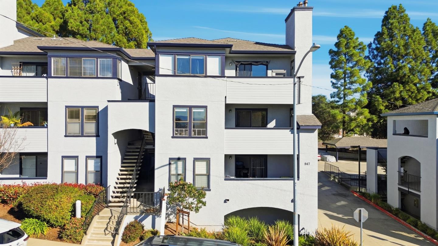 Detail Gallery Image 36 of 38 For 947 Fletcher #A223,  Hayward,  CA 94544 - 2 Beds | 1 Baths