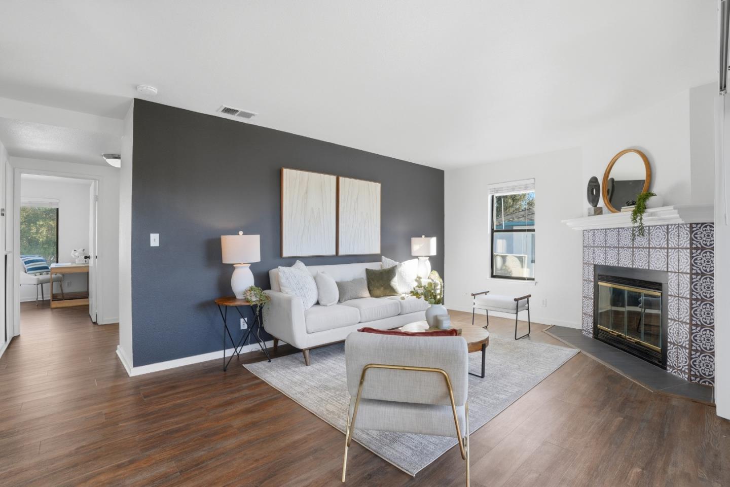 Detail Gallery Image 4 of 38 For 947 Fletcher #A223,  Hayward,  CA 94544 - 2 Beds | 1 Baths