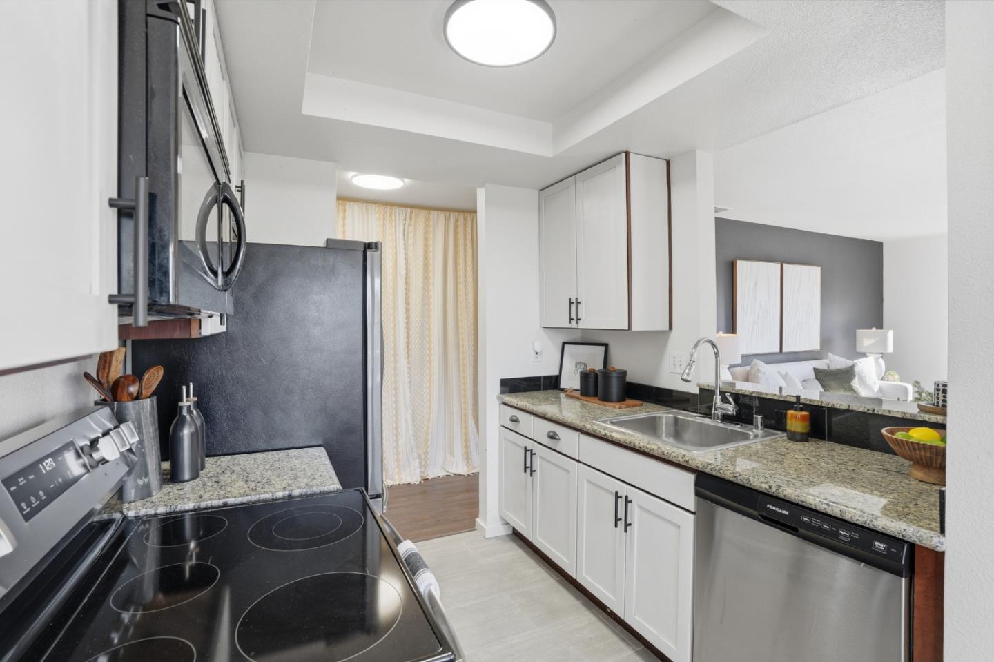 Detail Gallery Image 9 of 38 For 947 Fletcher #A223,  Hayward,  CA 94544 - 2 Beds | 1 Baths