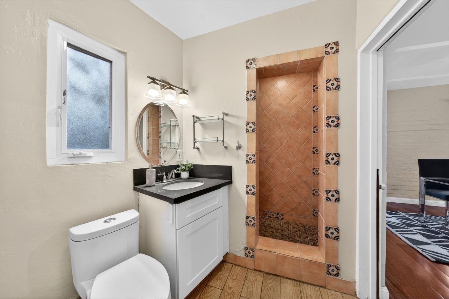 Detail Gallery Image 22 of 29 For 808 Winchester Dr, Burlingame,  CA 94010 - 3 Beds | 2 Baths