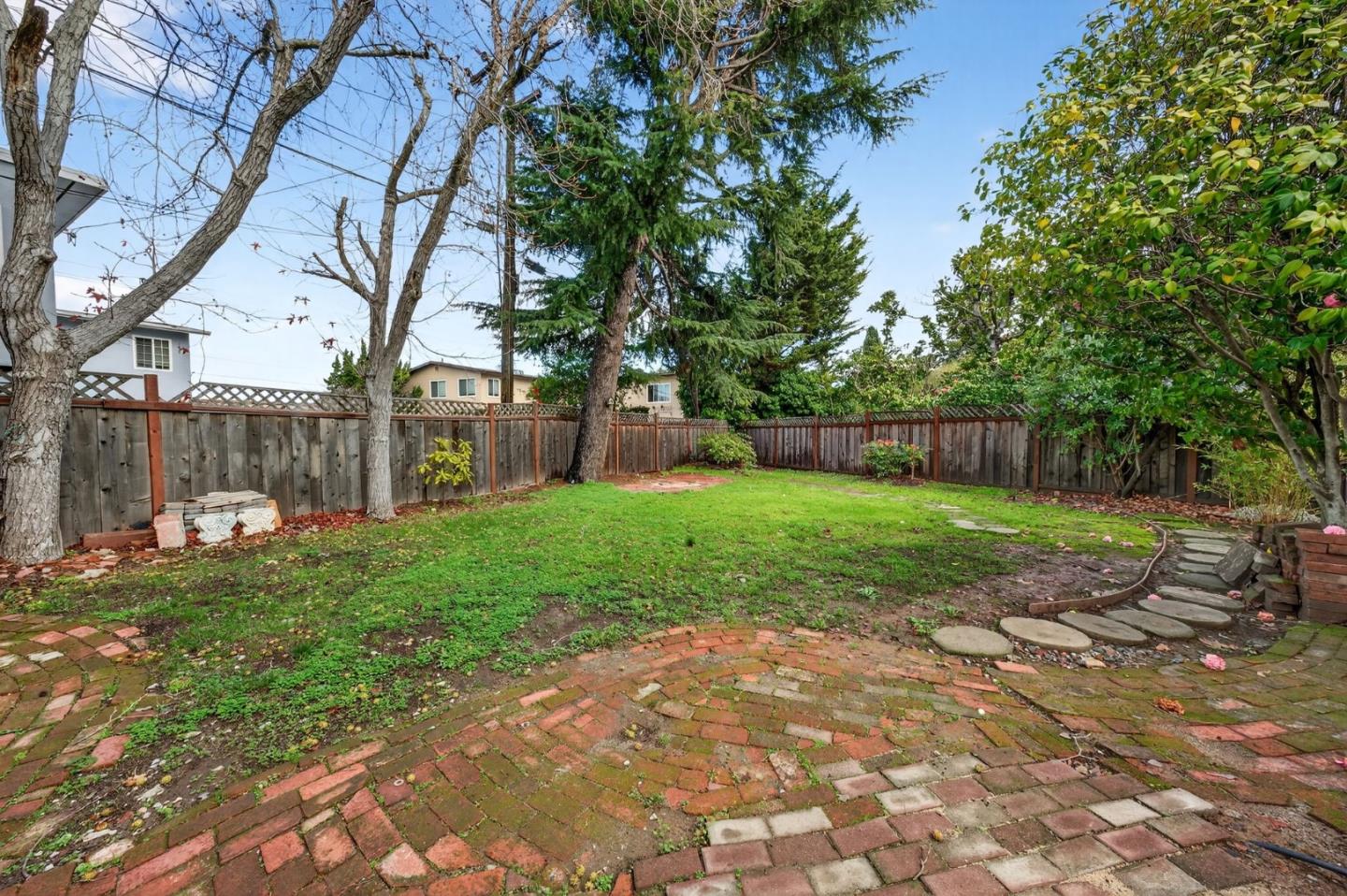 Detail Gallery Image 28 of 29 For 808 Winchester Dr, Burlingame,  CA 94010 - 3 Beds | 2 Baths