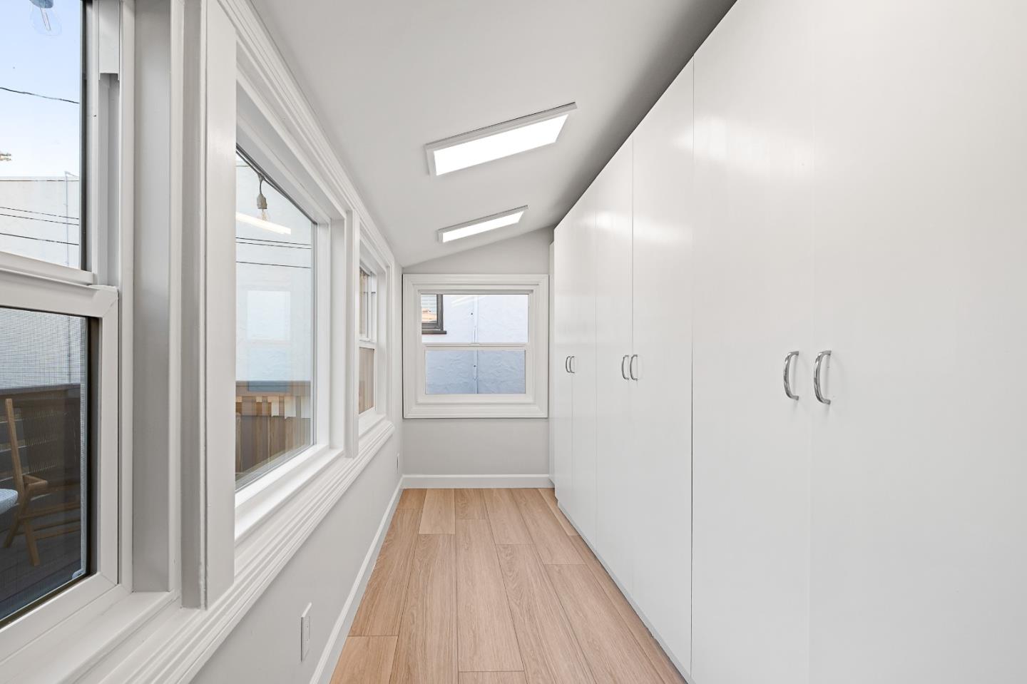 Detail Gallery Image 21 of 64 For 351 Elder Ave, Millbrae,  CA 94030 - 3 Beds | 3 Baths